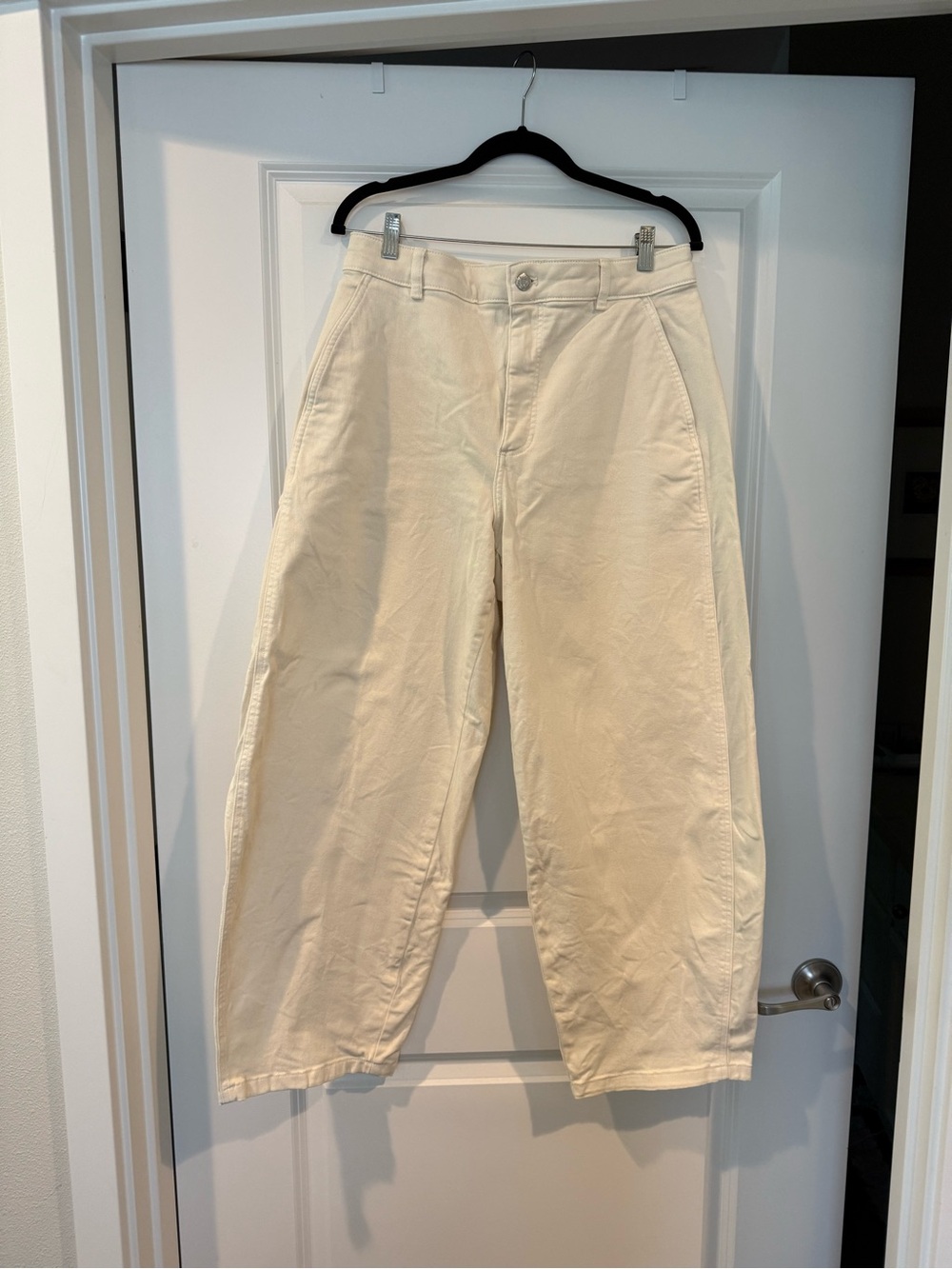 Everlane Women’s Cream Barrel Pant